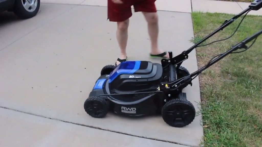 How Battery Technology Is Improving Electric Lawn Mowers